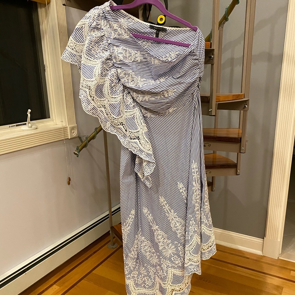 BCBG Maxazria off the shoulder dress size 10